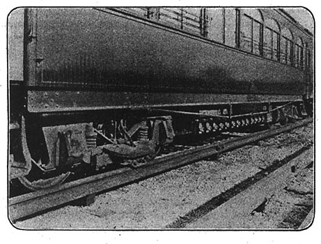 AURORA, ELGIN AND CHICAGO RAILWAY. � DETAIL OF SIDE OF CAR.