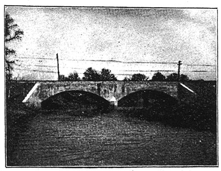 Concrete Bridge./AURORA, ELGIN AND CHICAGO RAILWAY.