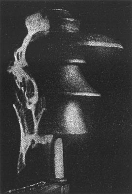 INSULATOR FLASH-OVER UNDER ARTIFICIAL RAIN TEST.