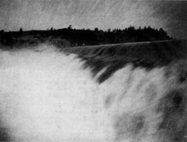 FIG. 2.�CANON FERRY DAM.