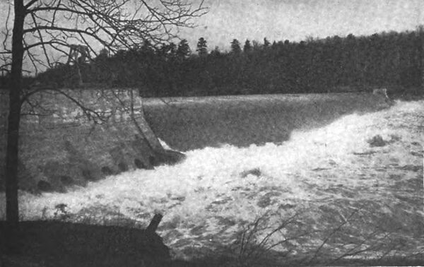 THE MAIN DAM AND WASTE GATES, MECHANICVILLE, N. Y.