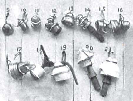 (Enlargement of pin-type insulators in FIG. 4. � not in original publication)