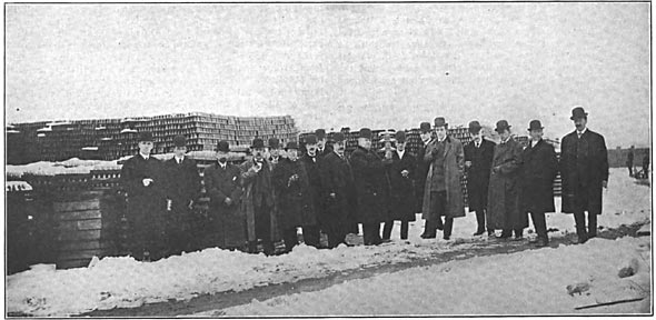 THE MEETING OF THE BUCKEYE CLUB AT THE WORKS OF THE HEMINGRAY GLASS COMPANY, MUNCIE, IND.