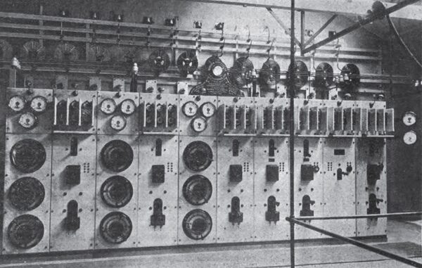 FIG. 13.�3,000-VOLT SWITCHBOARD IN SUB-STATION NO. 1.
