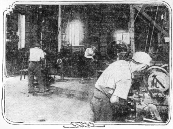 MOULD ROOM, CALIFORNIA GLASS INSULATOR COMPANY