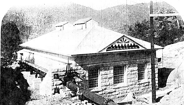 FIGURE. 7. � POWER HOUSE OF THE SAN JOAQUIN ELECTRIC COMPANY, SHOWING RECEIVER AND MODE OF WITHSTANDING THE END THRUST OF THE PIPE LINE.