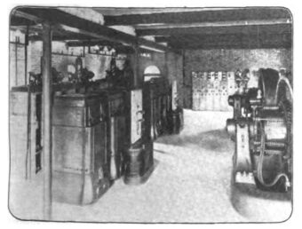 AURORA, ELGIN AND CHICAGO RAILWAY. � INTERIOR SUB-STATION.