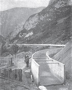 FIG. 4. � ARMORED CEMENT WATER CONDUIT.