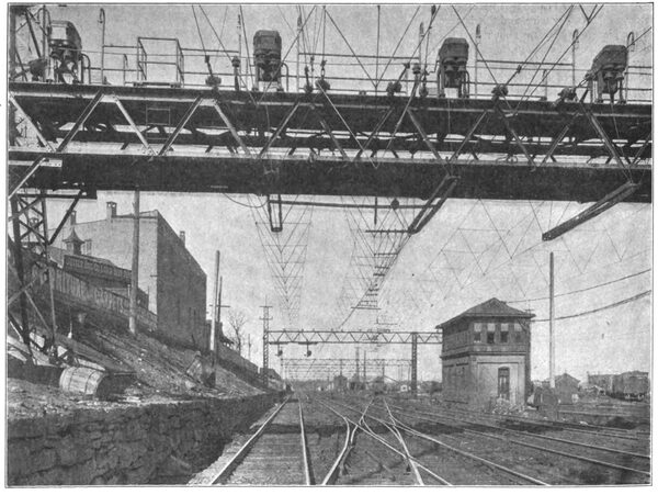 FIG. 18. � DEFLECTOR WIRES IN PLACE BETWEEN THE MAIN TROLLEY AND CROSS-OVER TROLLEY