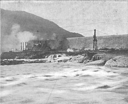 FIG. 3. � PART OF THE OVERFALL SECTION.