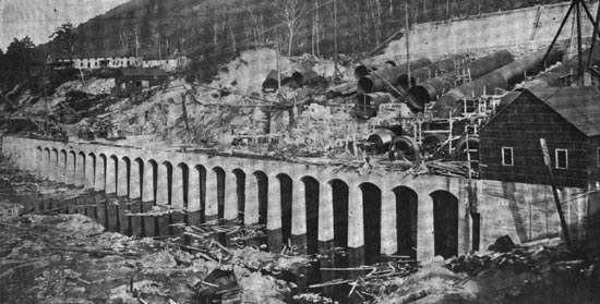 FIG. 1.�FOUNDATIONS OF POWER HOUSE AT SPIER FALLS.