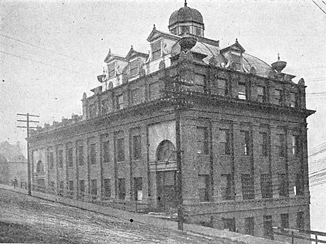 FIG. 9. � SEATTLE SUB-STATION AND OFFICE BUILDING