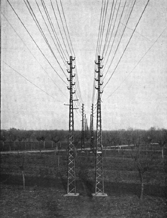 STEEL POLE LINE AND CIRCUITS ON THE MILAN-PADERNO TRANSMISSION, ITALY
