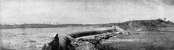 FIG. 4. � FIRST WATER OVER SPILLWAY.