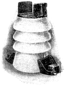 NEW INSULATOR FOR CONDUCTOR RAILS.