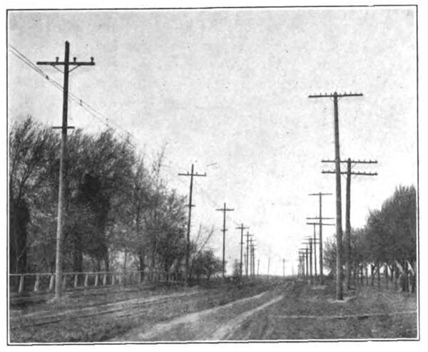 Fig. 14. � VIEW SHOWING SPECIAL CATENARY CONSTRUC-TION THROUGH MORTON