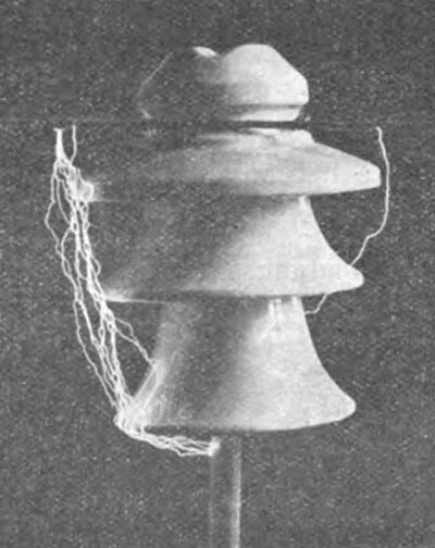 Fig. 6. Cracking sparks in light rain.