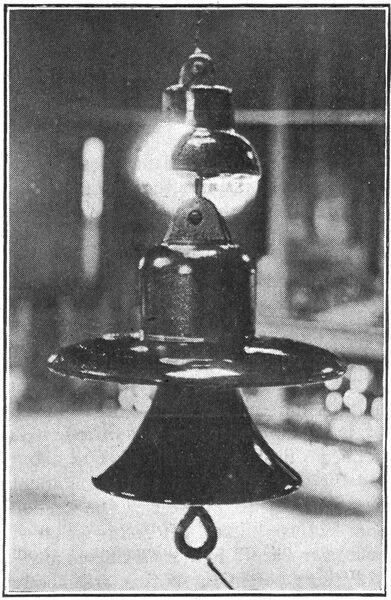 Fig. 3 � Overstressed Top Unit of Two Insulators in Series