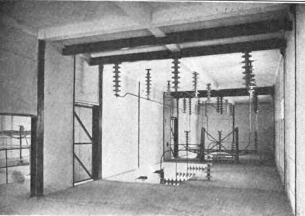 Fig. 20--High-Tension Busbar Room in Terminal Station at Maisonneuve, Montreal.