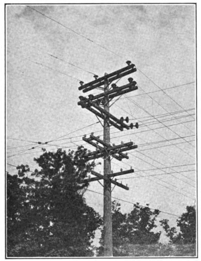 FIG. 3 � BUCK-ARM CONSTRUCTION AT TIE-IN POINT