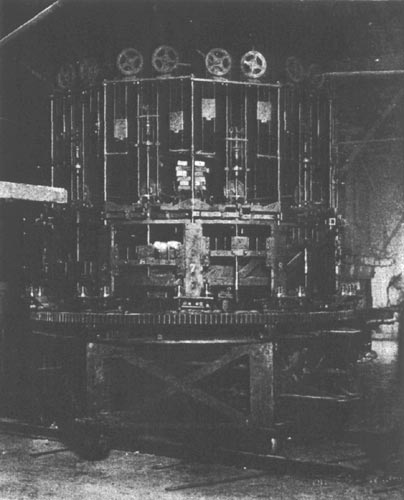 Automatic Insulator Press.