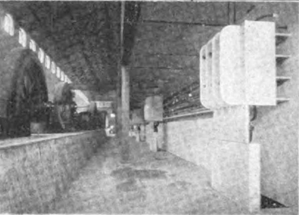 TRANSFER BOARD AND BUSBARS.