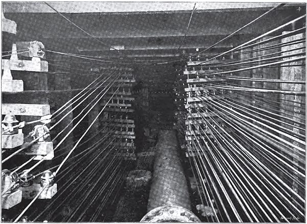 SUBWAY USED AT THE EXPOSITION.