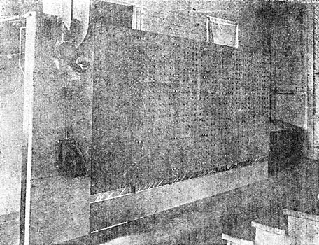 FIGURE 25. - FRONT VIEW OF EXTERNAL RESISTANCE BOARD.