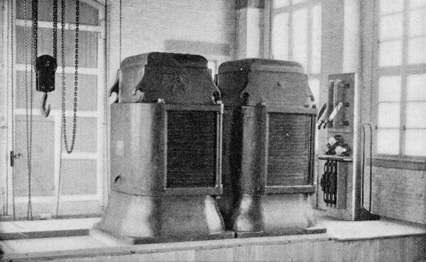 THE  STEP-UP  TRANSFORMERS  AT  NIAGARA  FALLS.