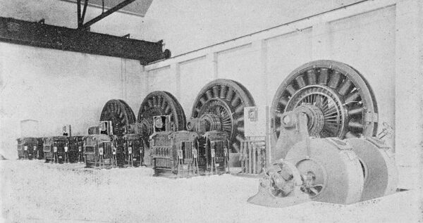 THE  ELECTRIC  PLANT  OF  THE  PITTSBURGH  REDUCTION  COMPANY  AT  NIAGARA.