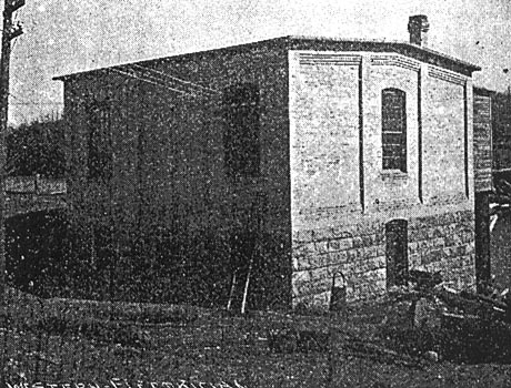 FIG. 3. POWER TRANSMISSION FROM LOWELL TO GRAND RAPIDS, MICH. � GENERATING STATION AT LOWELL.