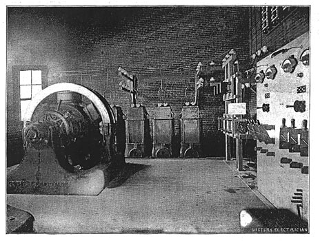 FIG. 1. STEAM LOCOMOTIVES SUPPLANTED BY ELECTRIC TROLLEY. � TRANSFORMER ROOM IN LOCKPORT, SHOWING ROTARY CONVERTER, STATIC TRANSFORMERS AND SWITCHBOARD.