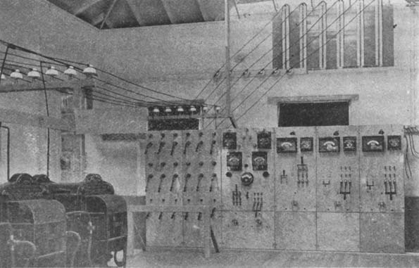 SWITCHBOARD � FRESNO PLANT.