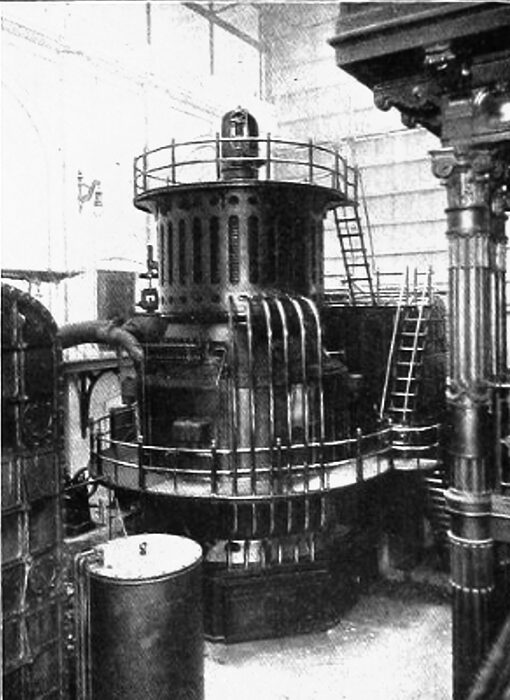 FIG. 7. STEAM-TURBINE UNIT NO. 4 IN FISK STREET STATION (MAXIMUM CAPACITY, 9,000 KILOWATTS.