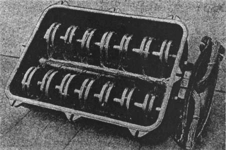FIG. 1. PUPIN TELEPHONE LOAD COILS. � UNDERGROUND CABLE ARRANGEMENT.